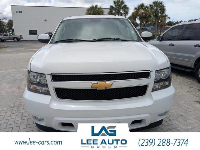 Photo of 2012 Summit White Chevrolet Suburban
