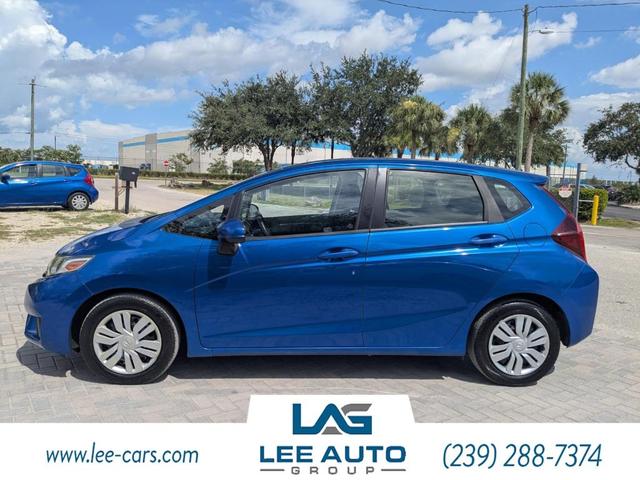 Photo of 2017 Aegean Blue Metallic Honda Fit