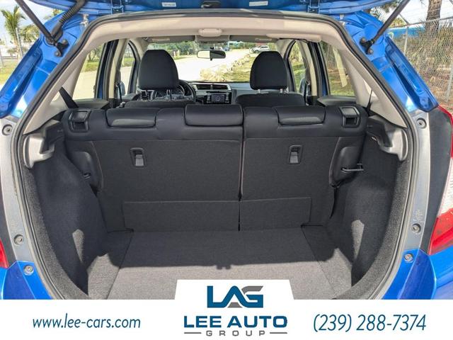 Photo of 2017 Aegean Blue Metallic Honda Fit