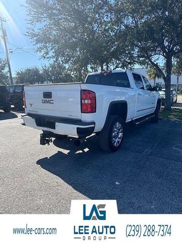 Photo of 2019 Summit White GMC Sierra 2500