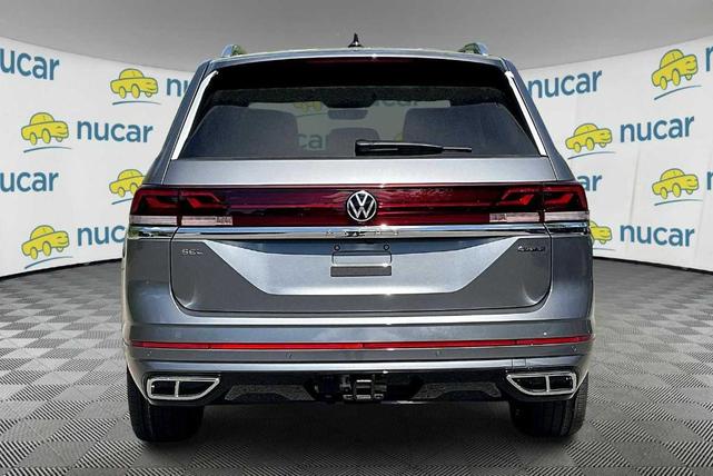 Photo of 2025 Platinum Gray Metallic Volkswagen Atlas