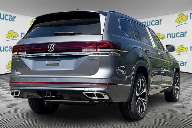 Photo of 2025 Platinum Gray Metallic Volkswagen Atlas