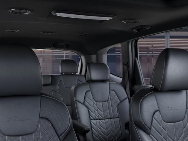Photo of 2025 Ebony Black Kia Telluride