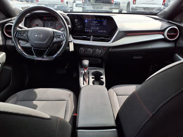 Photo of 2024 Mosaic Black Metallic Chevrolet Trax