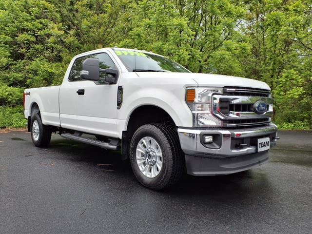 Photo of 2020 Oxford White Ford F-250