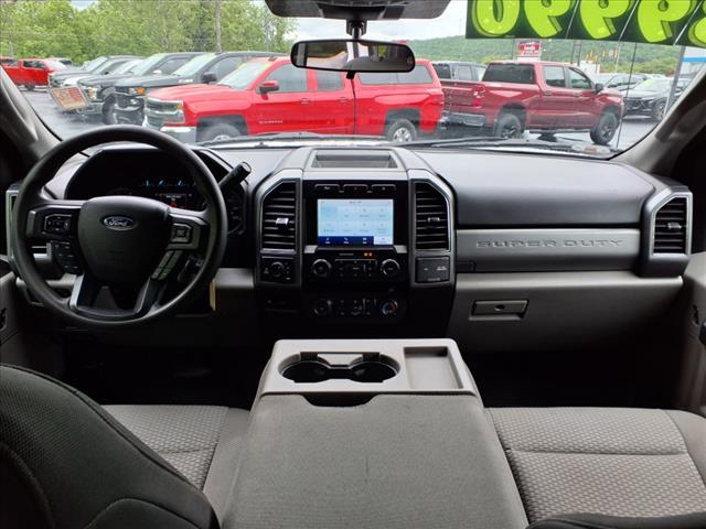 Photo of 2020 Oxford White Ford F-250