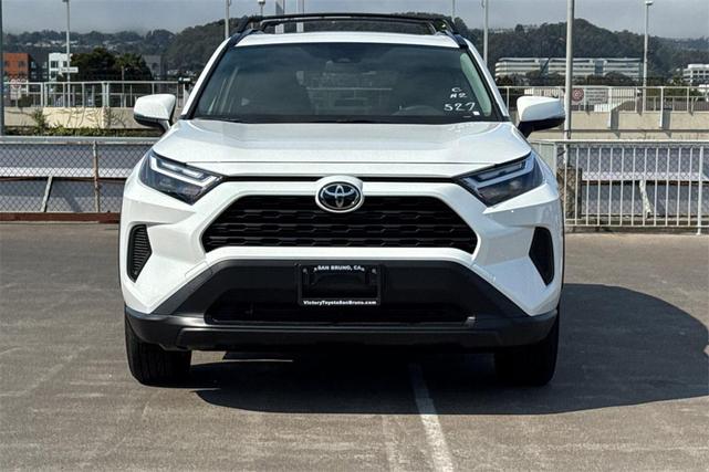 Photo of 2025 Ice Cap Toyota RAV4 Hybrid