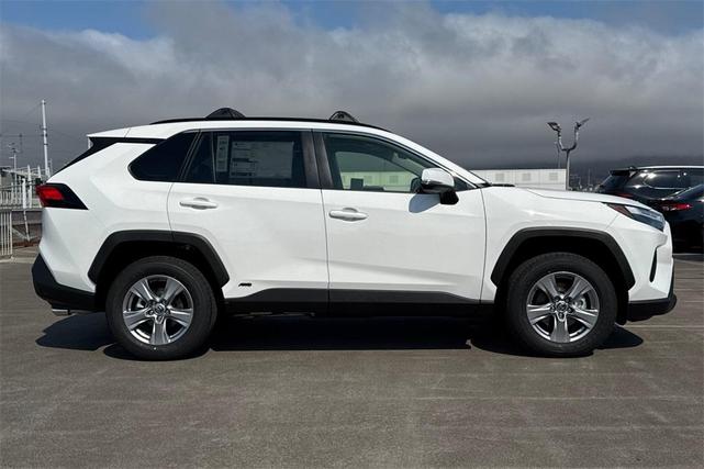 Photo of 2025 Ice Cap Toyota RAV4 Hybrid
