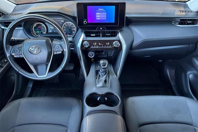 Photo of 2024 Coastal Gray Metallic Toyota Venza