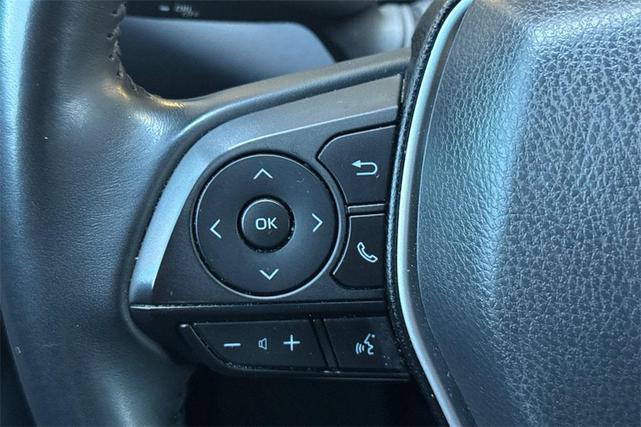 Photo of 2024 Coastal Gray Metallic Toyota Venza