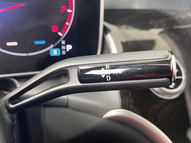 Photo of 2024 Wh Mercedes-Benz GLC 300