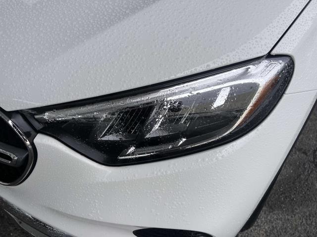 Photo of 2024 Wh Mercedes-Benz GLC 300