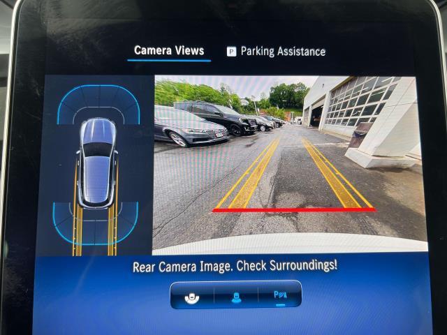 Photo of 2024 Wh Mercedes-Benz GLC 300