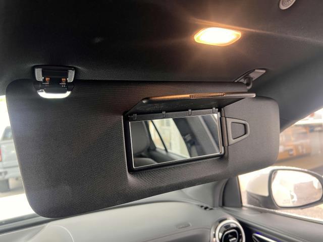 Photo of 2024 Wh Mercedes-Benz GLC 300