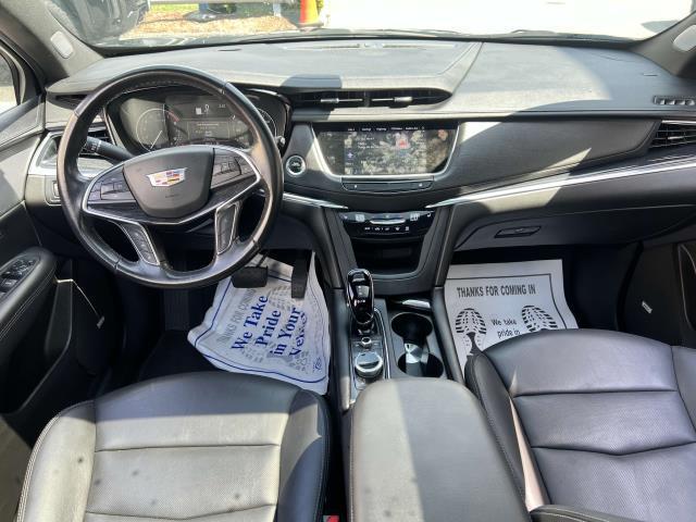 Photo of 2023 Stellar Black Metallic Cadillac XT5