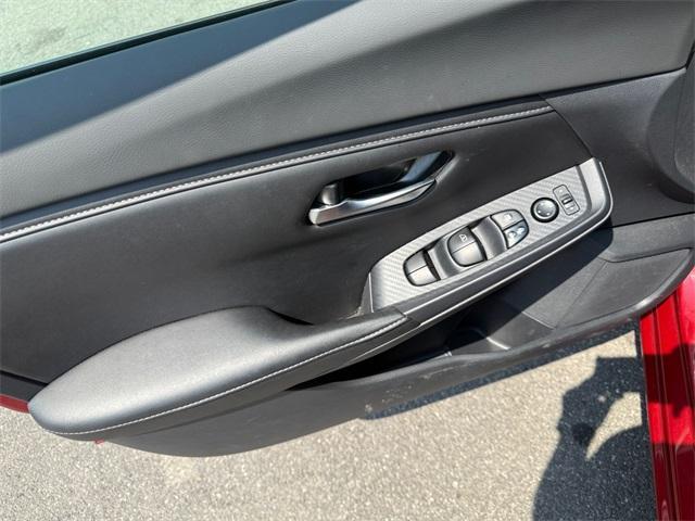 Photo of 2022 Scarlet Ember Nissan Sentra