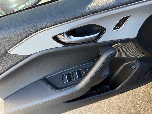 Photo of 2022 Black Acura TLX