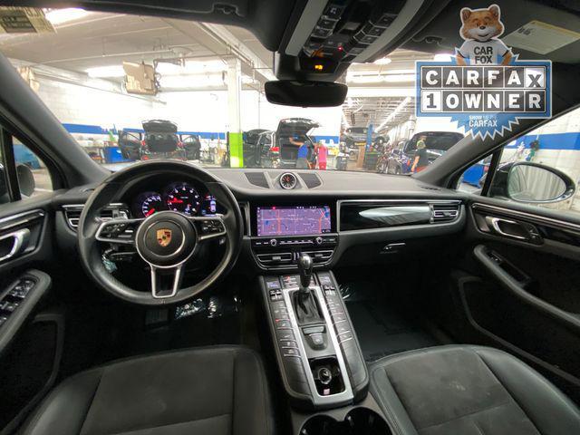 Photo of 2021 Black Porsche Macan