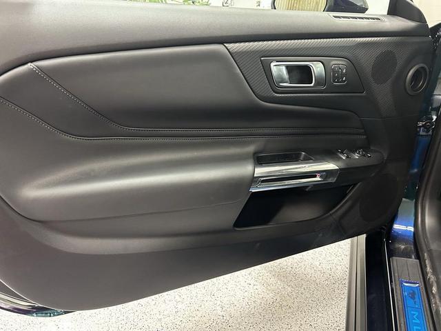 Photo of 2025 Shadow Black Ford Mustang