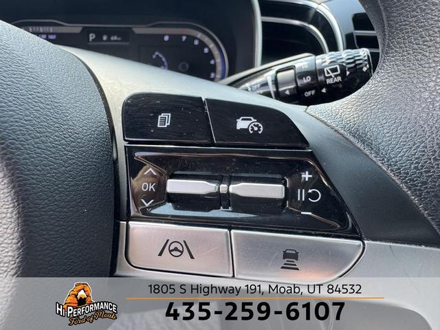 Photo of 2024 White Pearl Hyundai TUCSON