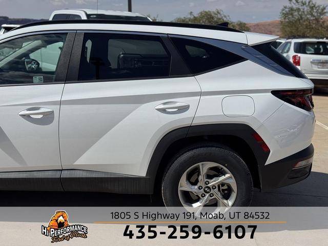 Photo of 2024 White Pearl Hyundai TUCSON