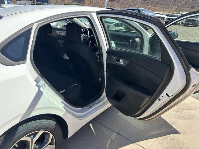 Photo of 2020 Clear White Kia Forte