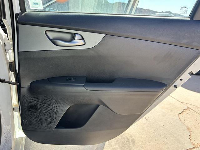 Photo of 2020 Clear White Kia Forte