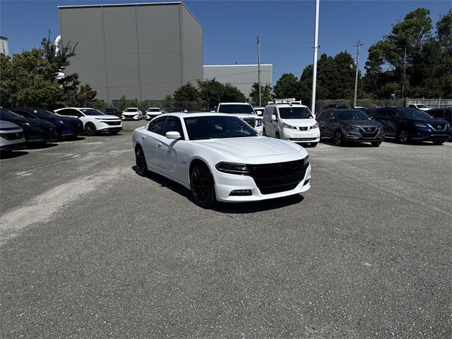 Photo of 2016 Bright White Clearcoat Dodge Charger