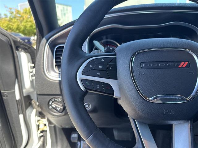 Photo of 2016 Bright White Clearcoat Dodge Charger