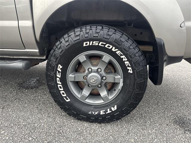 Photo of 2004 Sand Dune Clearcoat Metallic Nissan Frontier