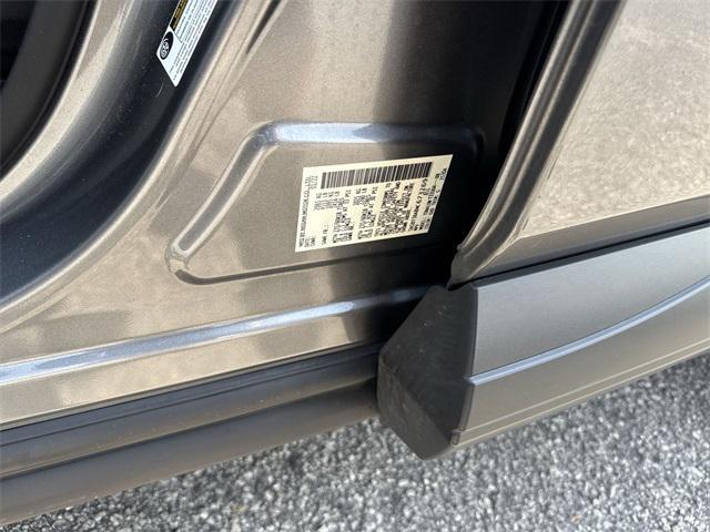 Photo of 2022 Gun Metallic Nissan Rogue