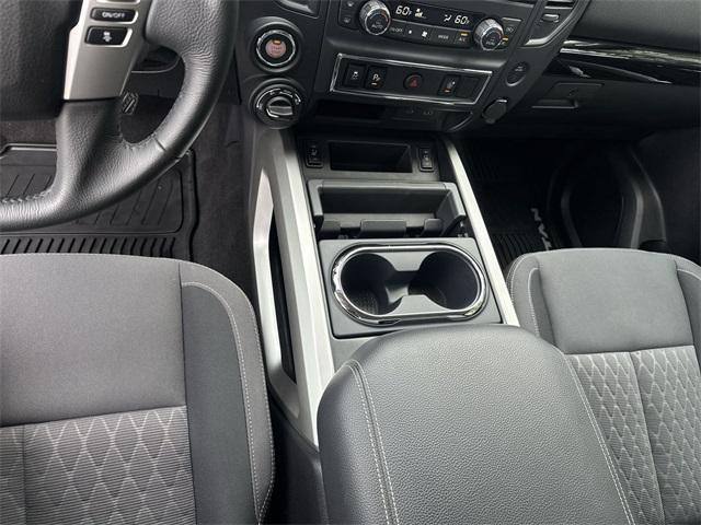 Photo of 2024 Glacier White Nissan Titan