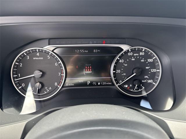 Photo of 2025 Glacier White Nissan Pathfinder