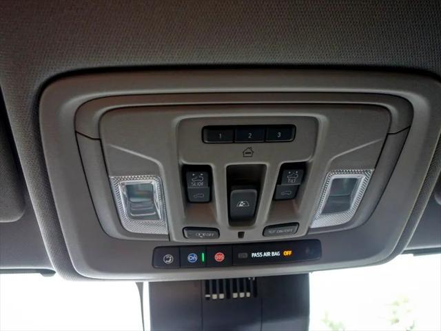 Photo of 2023 Red Chevrolet Silverado 1500