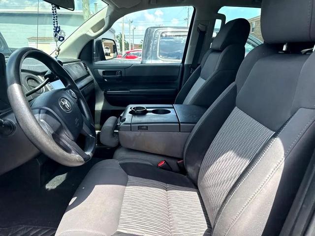 Photo of 2016 Black Toyota Tundra