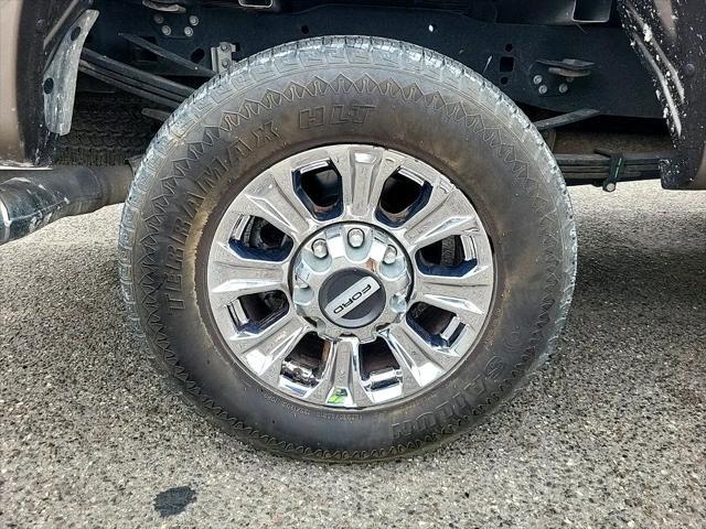Photo of 2019 White Ford F-350