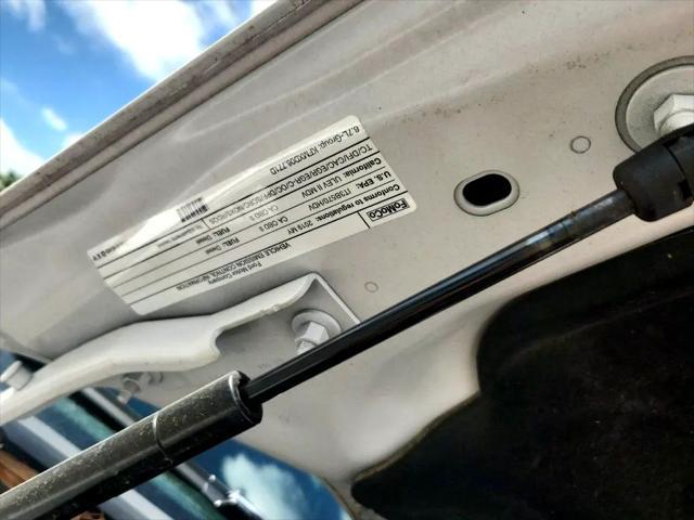 Photo of 2019 White Ford F-350