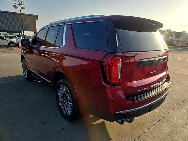 Photo of 2023 Red GMC Yukon