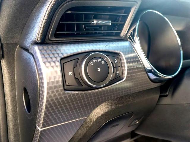 Photo of 2016 Deep Impact Blue Metallic Ford Mustang