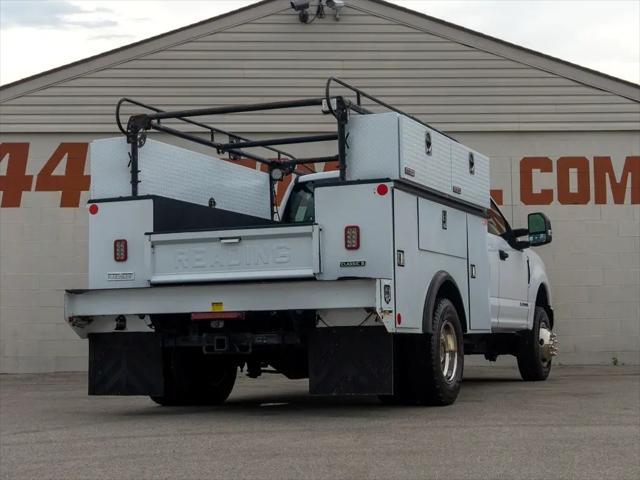 Photo of 2019 Oxford White Ford F-350
