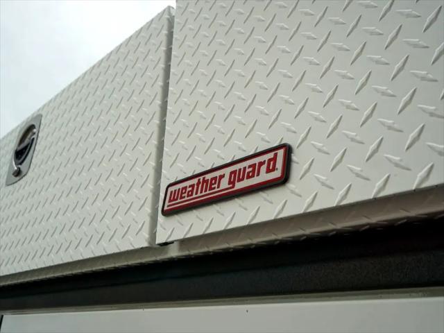 Photo of 2019 Oxford White Ford F-350