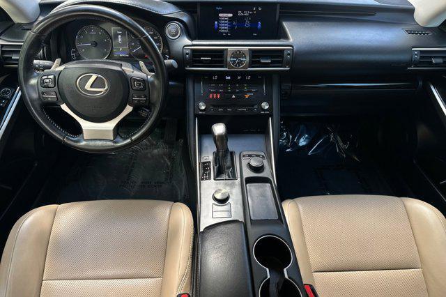 Photo of 2018 Silver Lexus IS 300