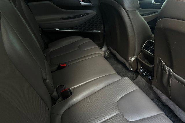Photo of 2020 Shimmering Silver Pearl Hyundai SANTA FE