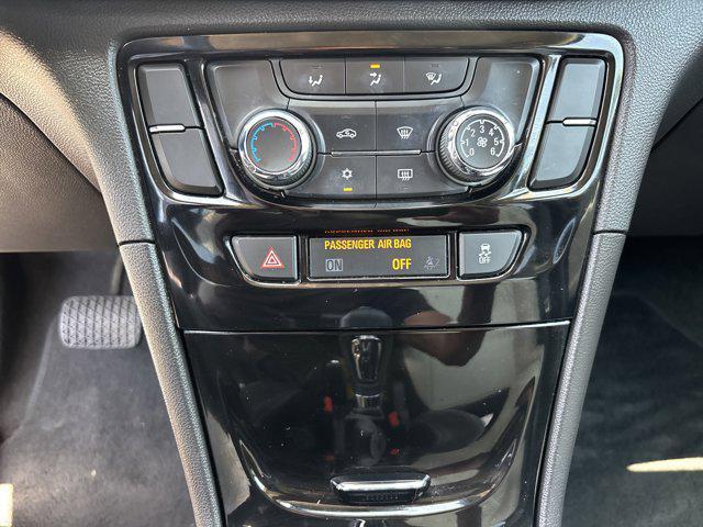 Photo of 2017 Summit White Buick Encore