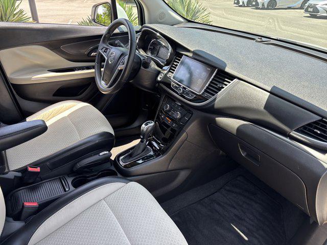 Photo of 2017 Summit White Buick Encore