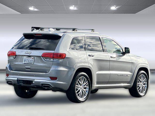 Photo of 2018 Billet Silver Metallic Clearcoat Jeep Grand Cherokee