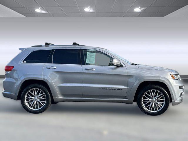 Photo of 2018 Billet Silver Metallic Clearcoat Jeep Grand Cherokee
