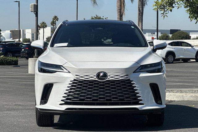 Photo of 2025 Eminent White Pearl Lexus RX 450h+