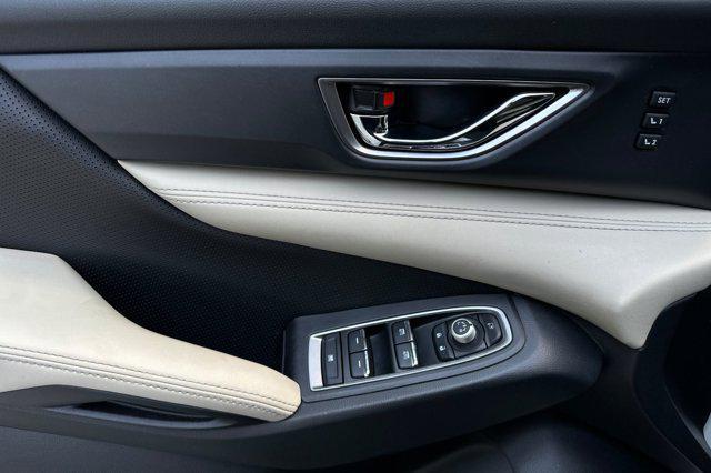 Photo of 2023 Crystal White Pearl Subaru Ascent