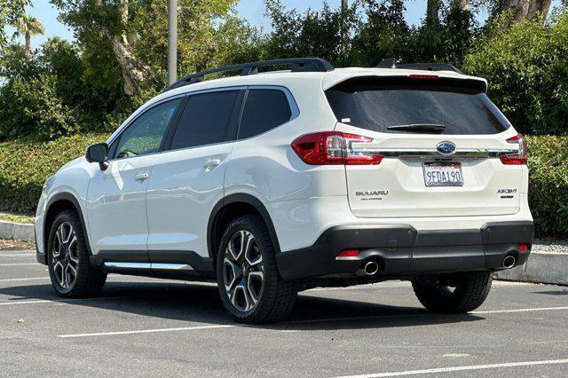Photo of 2023 Crystal White Pearl Subaru Ascent